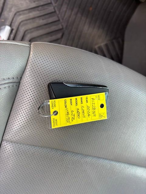 Used 2024 Chevrolet Silverado 2500 LTZ w/ LTZ Convenience Package image 20