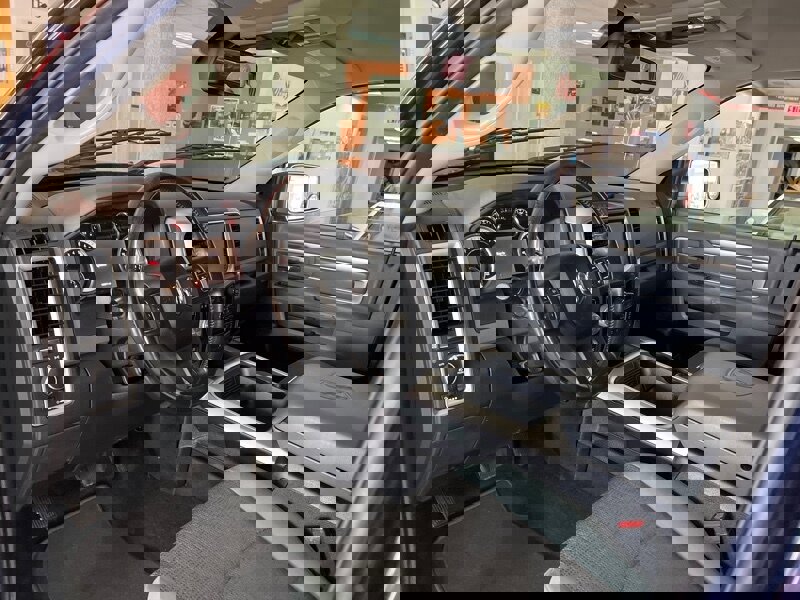 Used 2016 RAM 1500 Outdoorsman image 11