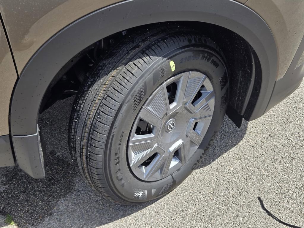 New 2026 Nissan Kicks S image 6