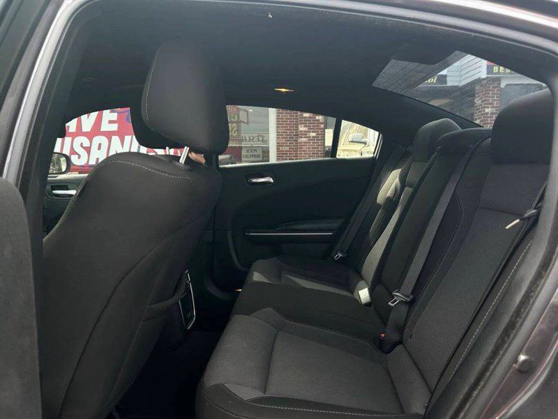 Used 2020 Dodge Charger SXT image 18