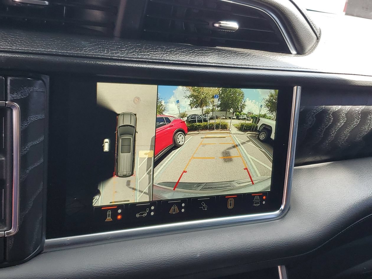 Used 2023 GMC Yukon Denali w/ Advanced Technology Package RWD image 21