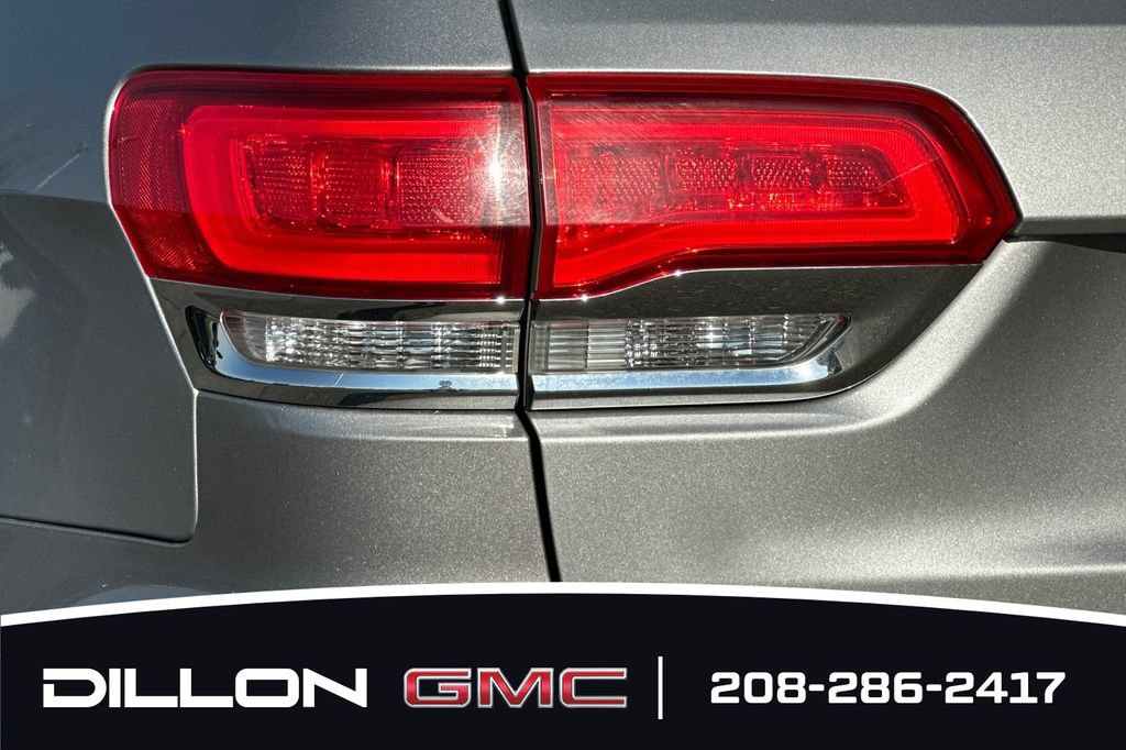 Used 2020 Jeep Grand Cherokee Overland AWD/4WD image 25