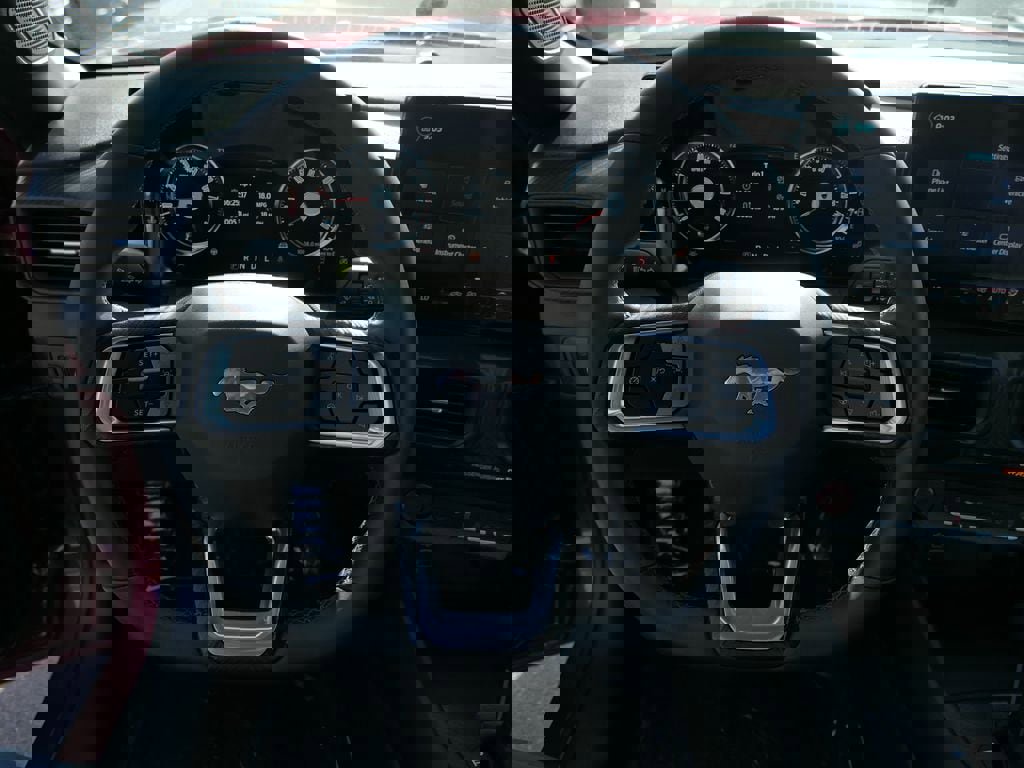 Used 2026 Ford Mustang Coupe image 19