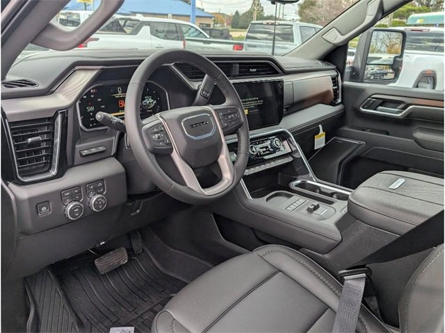 New 2026 GMC Sierra 3500 Denali w/ Denali Reserve Package image 13