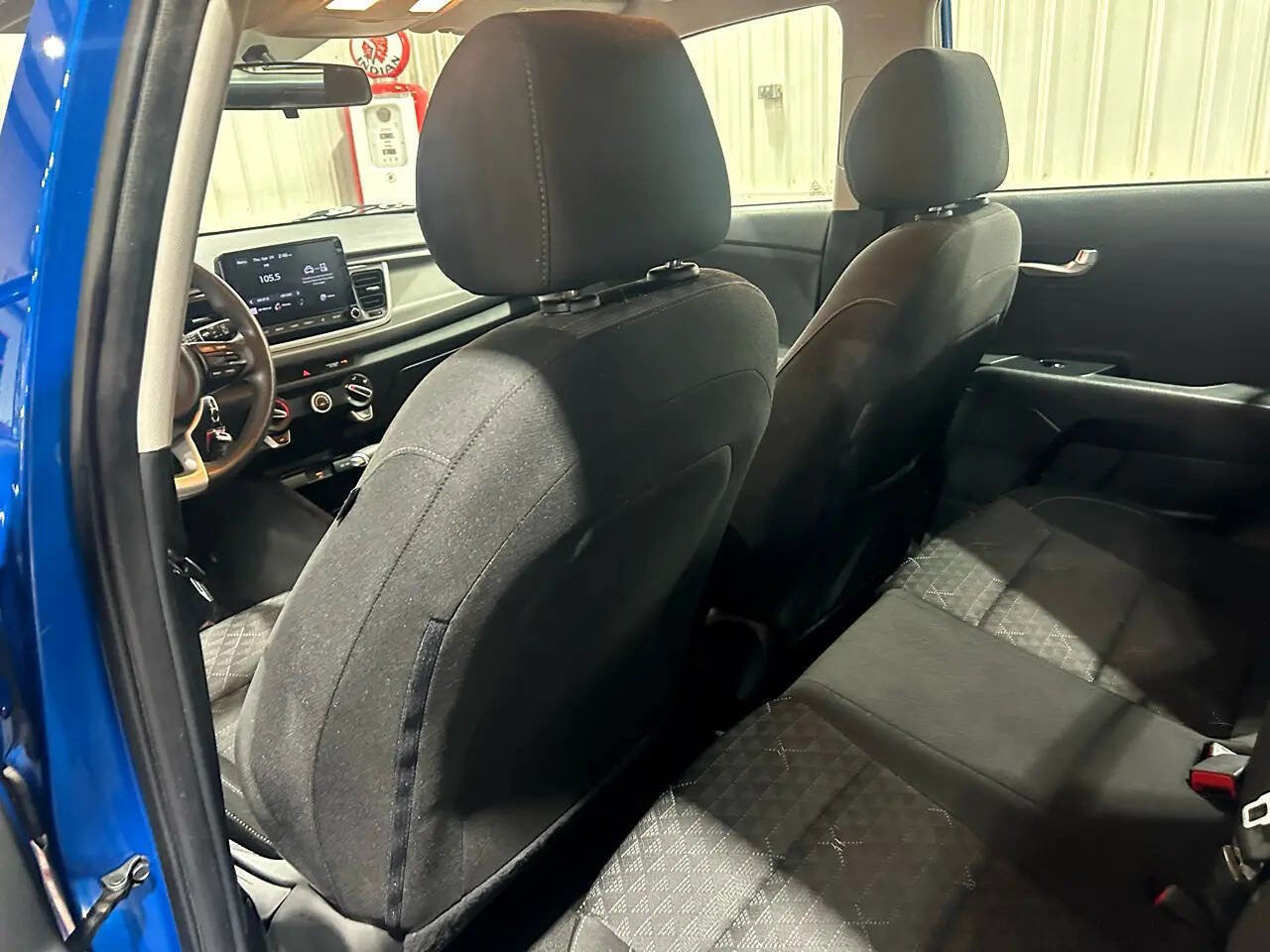 Used 2021 Kia Rio S image 17