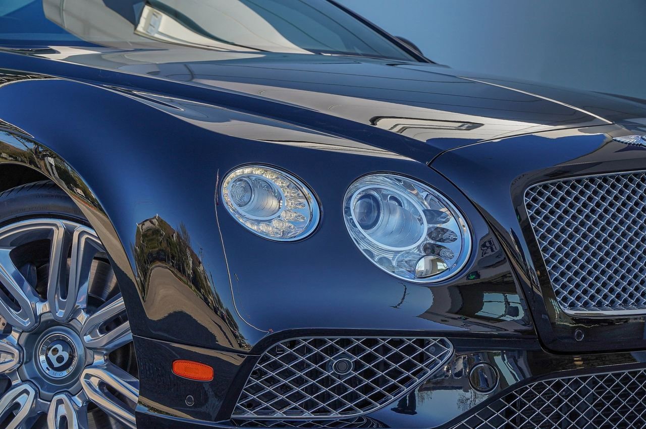 Used 2016 Bentley Continental GT image 3