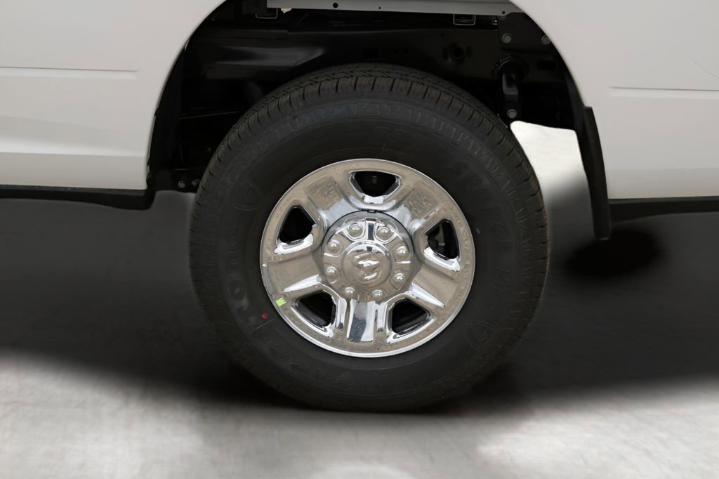 New 2026 RAM 2500 Tradesman AWD/4WD image 9