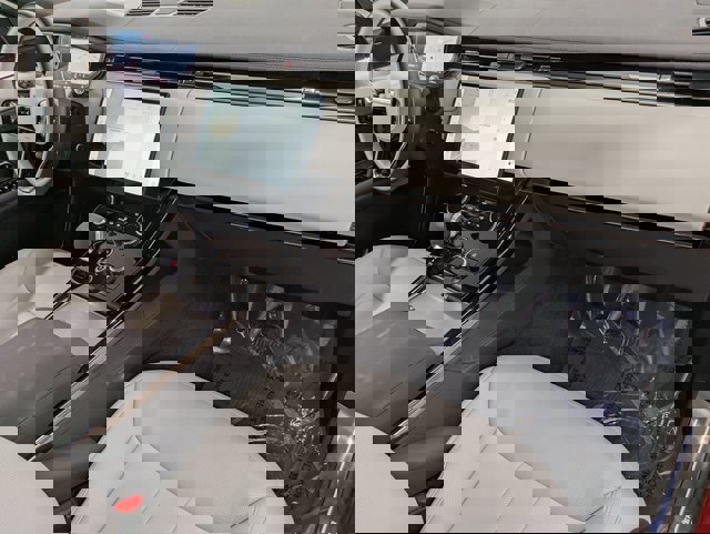 Used 2023 Land Rover Range Rover Sport SE Dynamic image 30