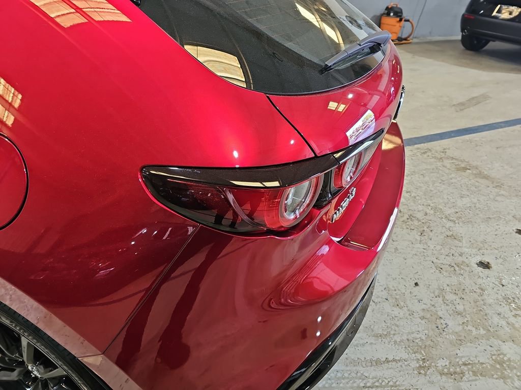 New 2026 MAZDA MAZDA3 2.5 S Hatchback w/ Premium Pkg image 36