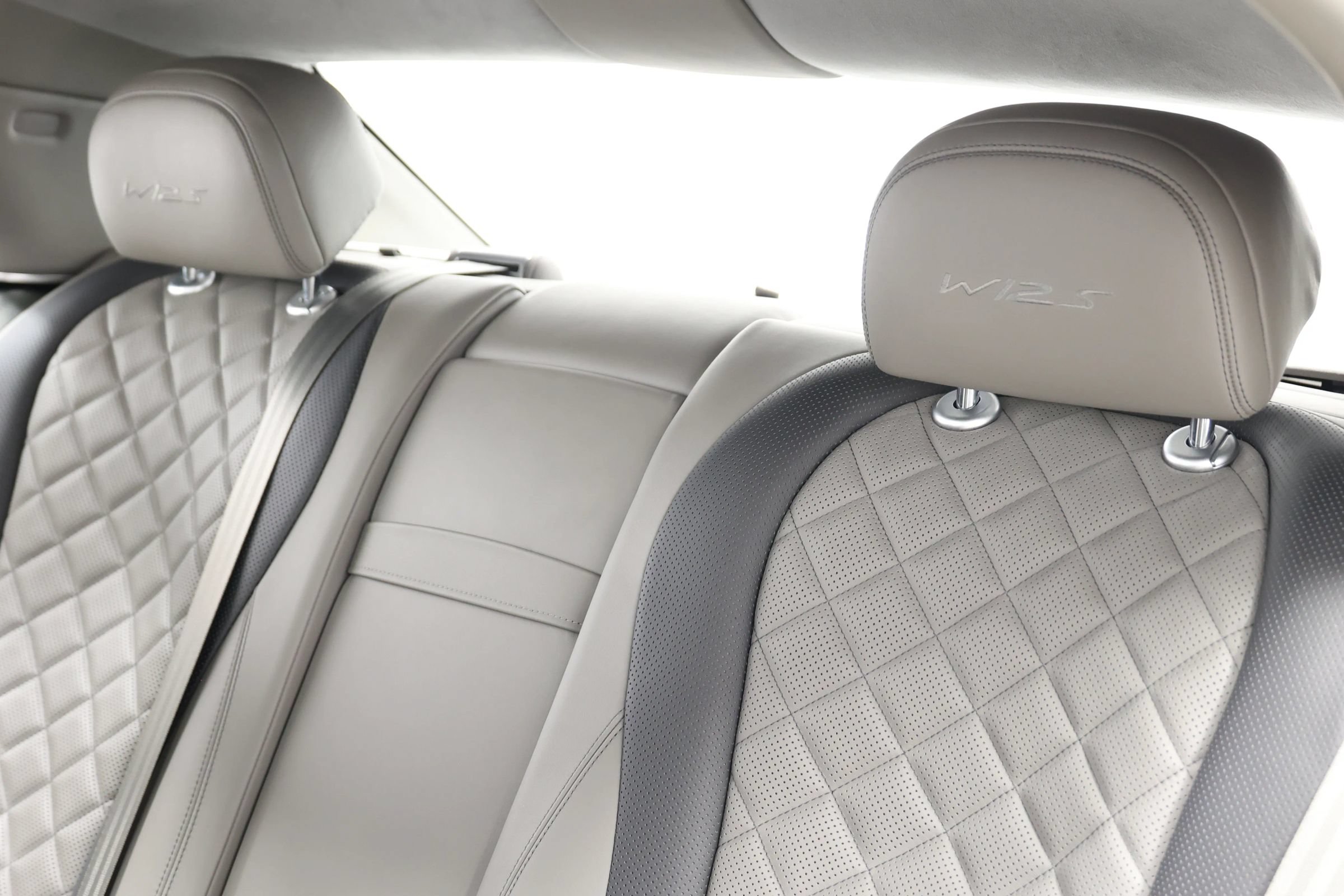 Used 2018 Bentley Flying Spur S W12 AWD/4WD image 55