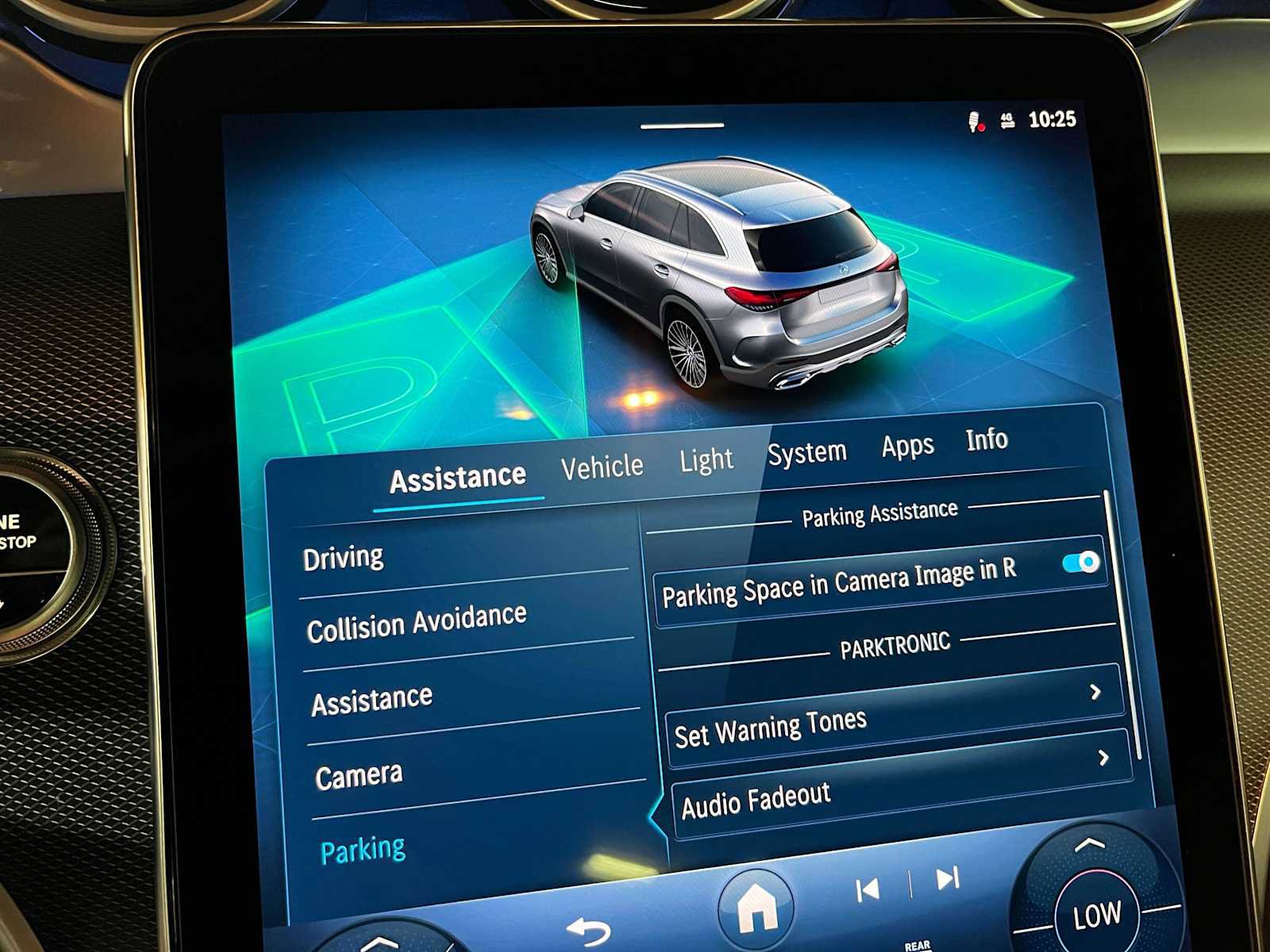 Used 2026 Mercedes-Benz GLC 300 4MATIC image 41