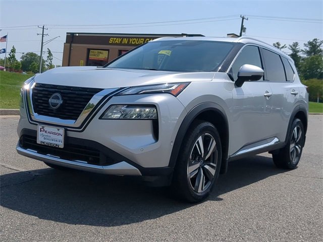 Used 2023 Nissan Rogue Platinum w/ Platinum Premium Package image 7