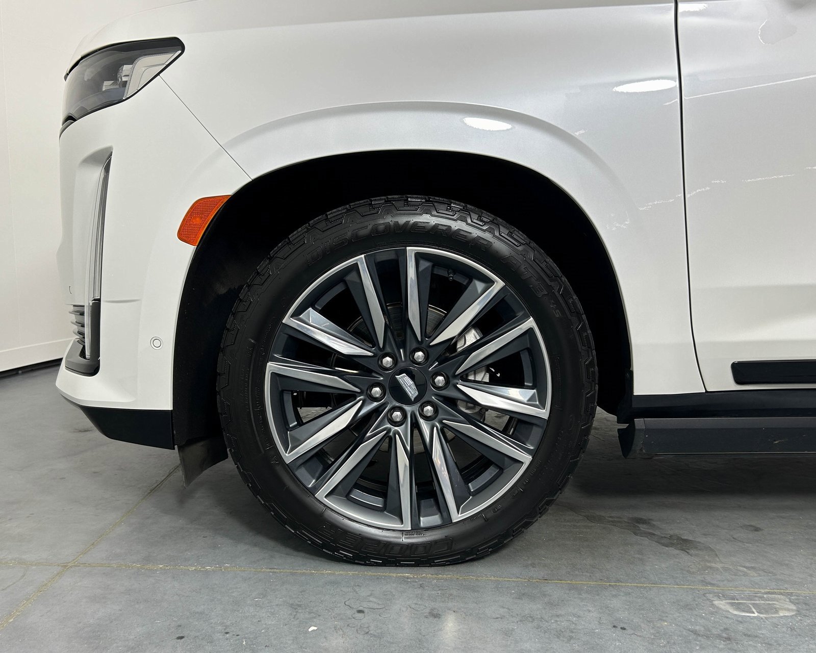 Used 2022 Cadillac Escalade Sport Platinum w/ LPO, Floor Liner Package image 24