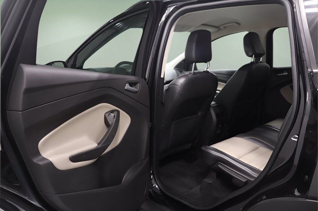 Used 2019 Ford Escape SEL AWD/4WD image 18