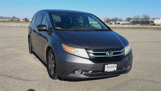 Used 2016 Honda Odyssey Touring Elite image 3