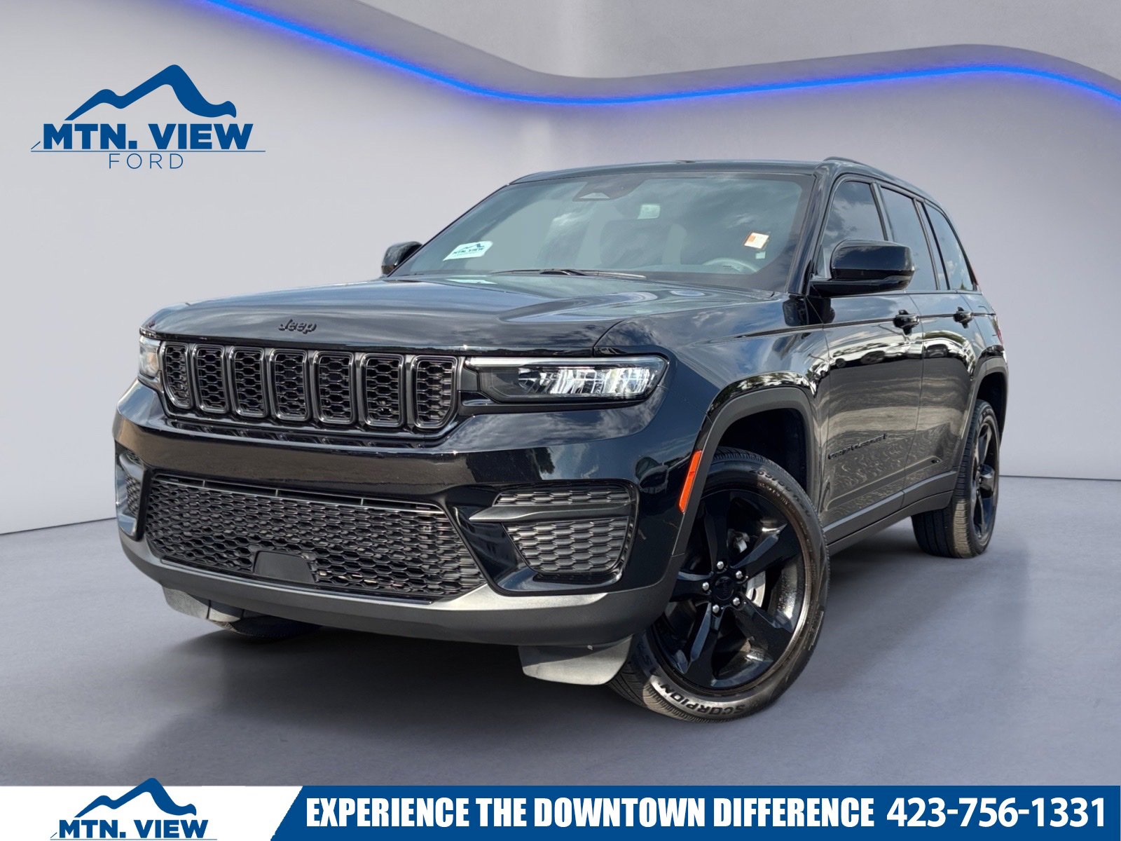 Used 2023 Jeep Grand Cherokee Altitude