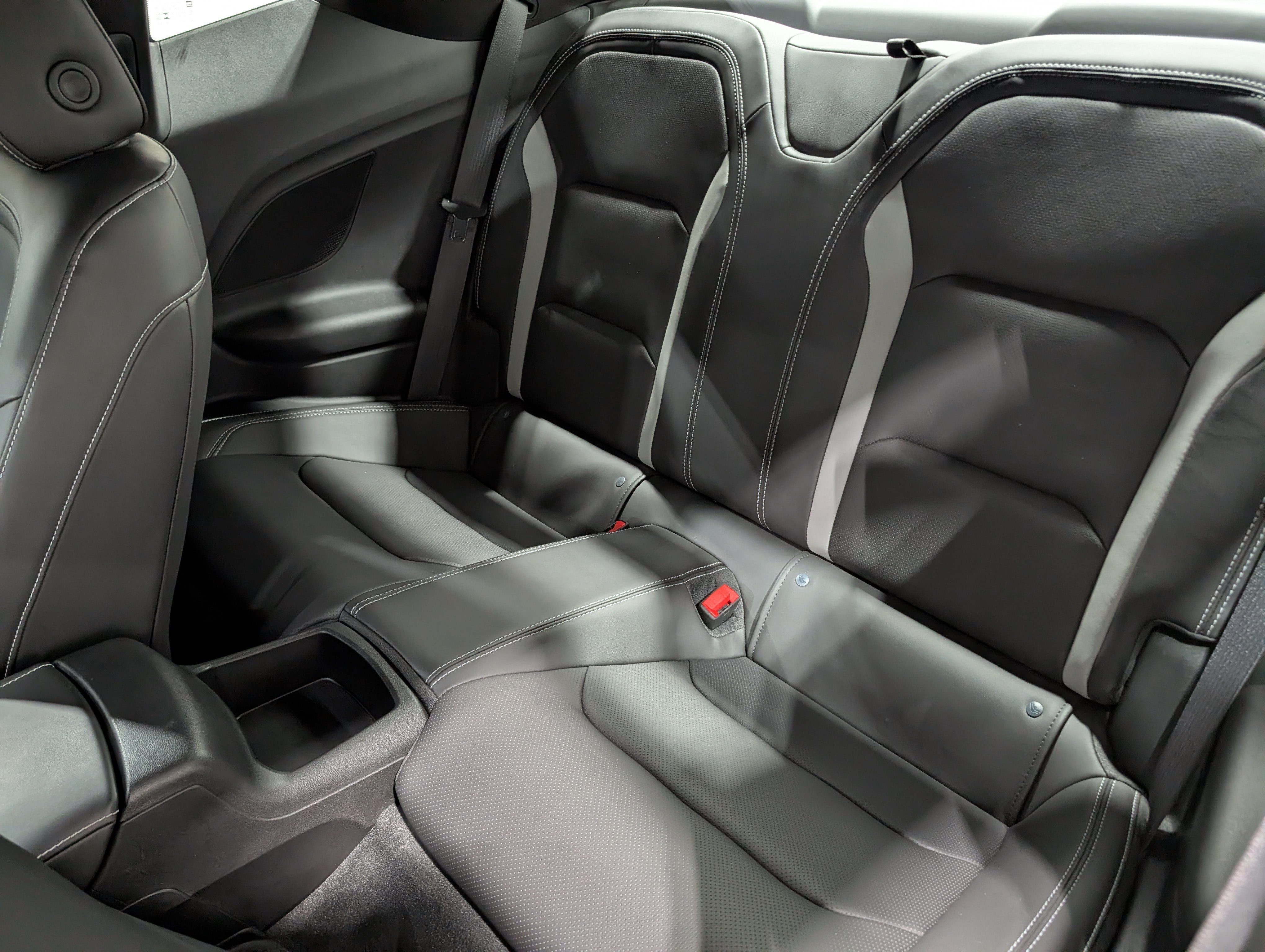 Used 2024 Chevrolet Camaro LT RWD image 15