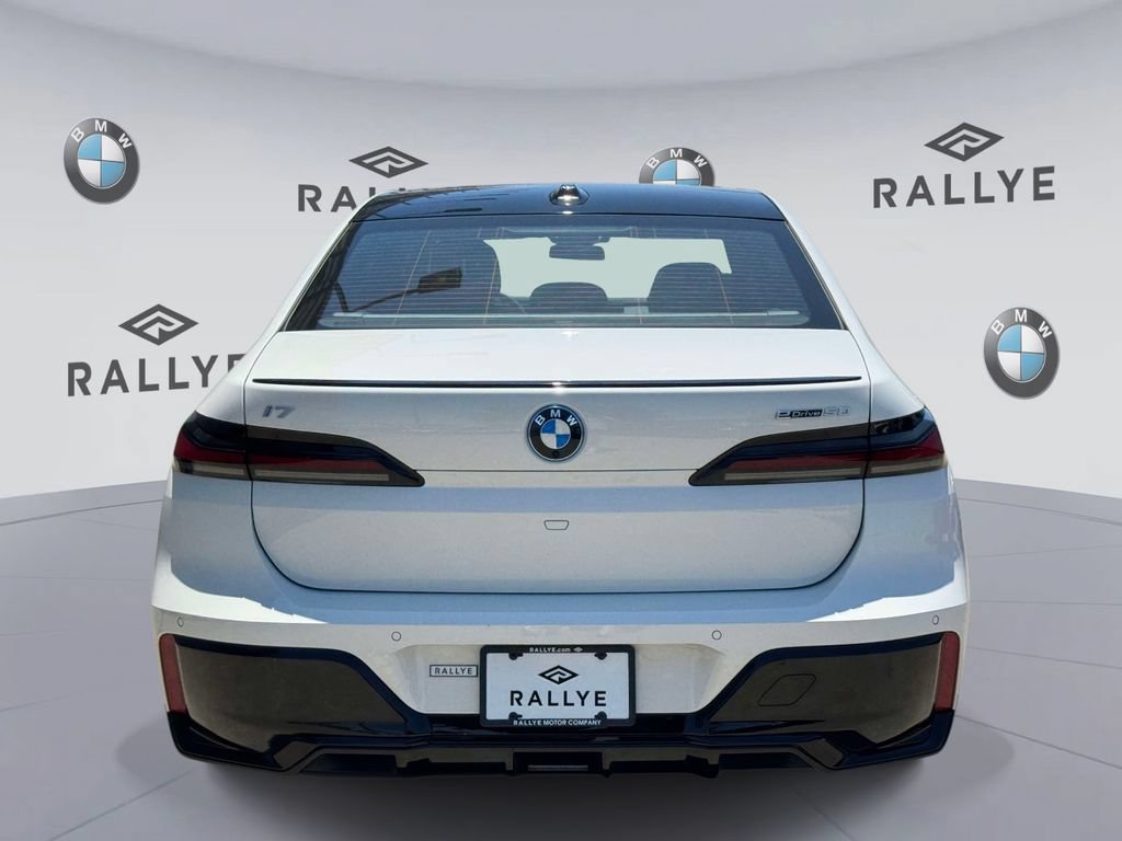 Certified 2025 BMW i7 eDrive50 w/ M Sport Package RWD image 5