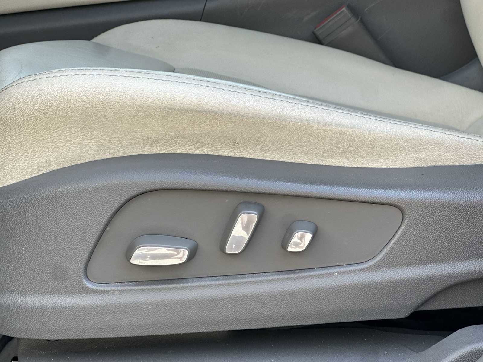 Used 2020 Cadillac XT5 Premium Luxury image 14