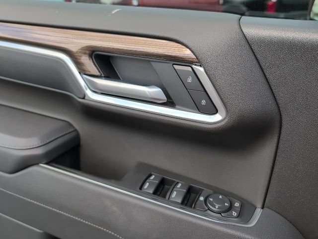 New 2026 Chevrolet Silverado 1500 RST AWD/4WD image 15