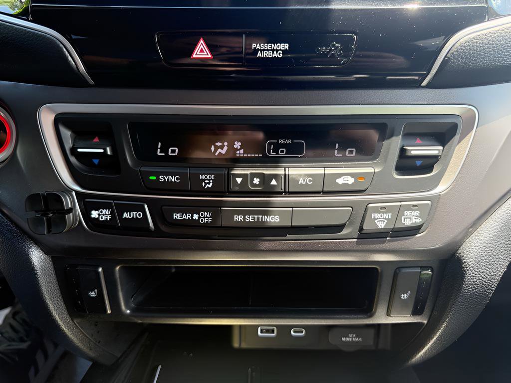 Certified 2025 Honda Passport EX-L image 29