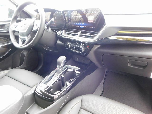 New 2026 Chevrolet Trax ACTIV w/ Driver Confidence Package image 18
