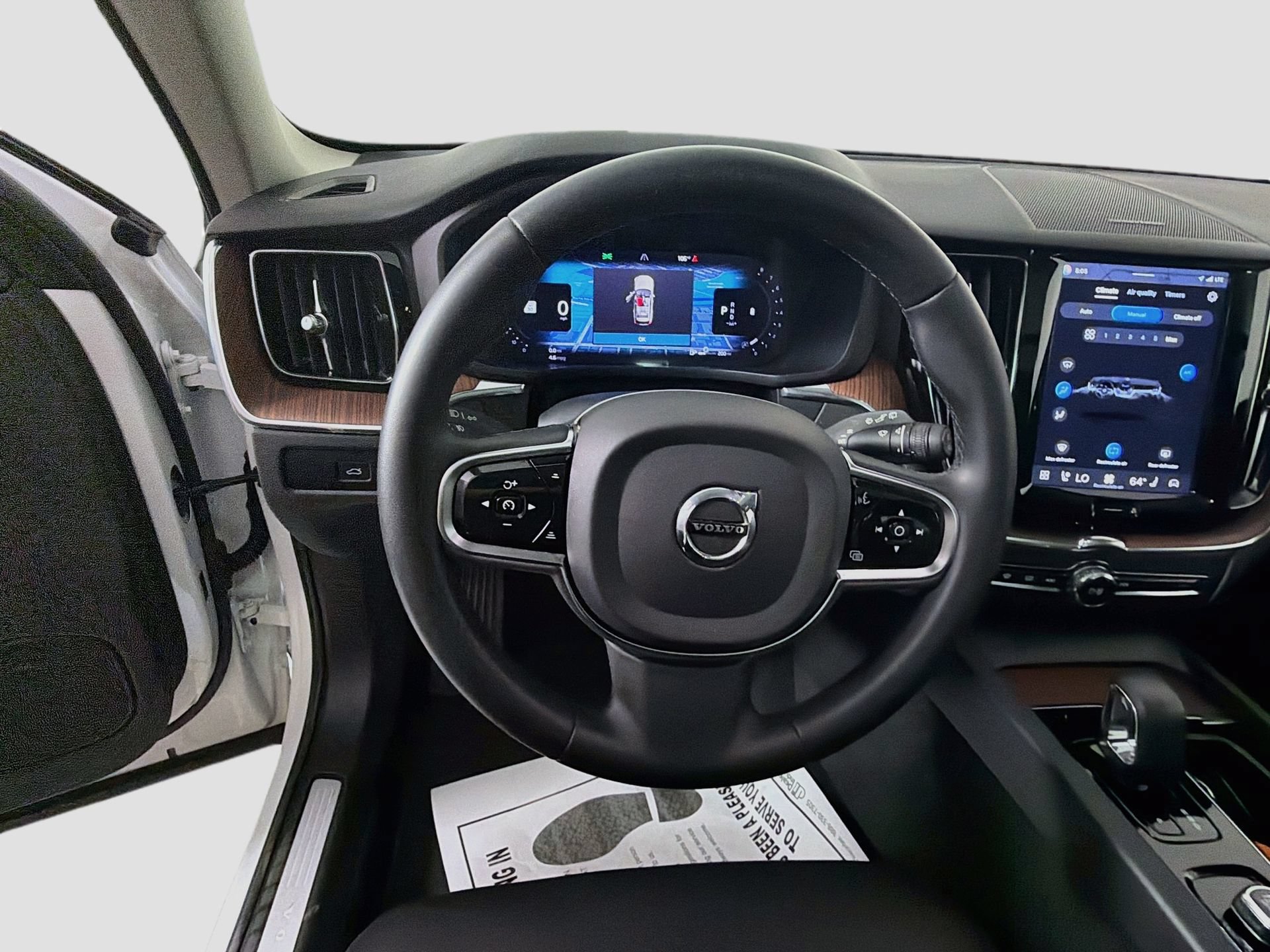Certified 2023 Volvo XC60 B5 Plus w/ Protection Package Premier FWD image 11