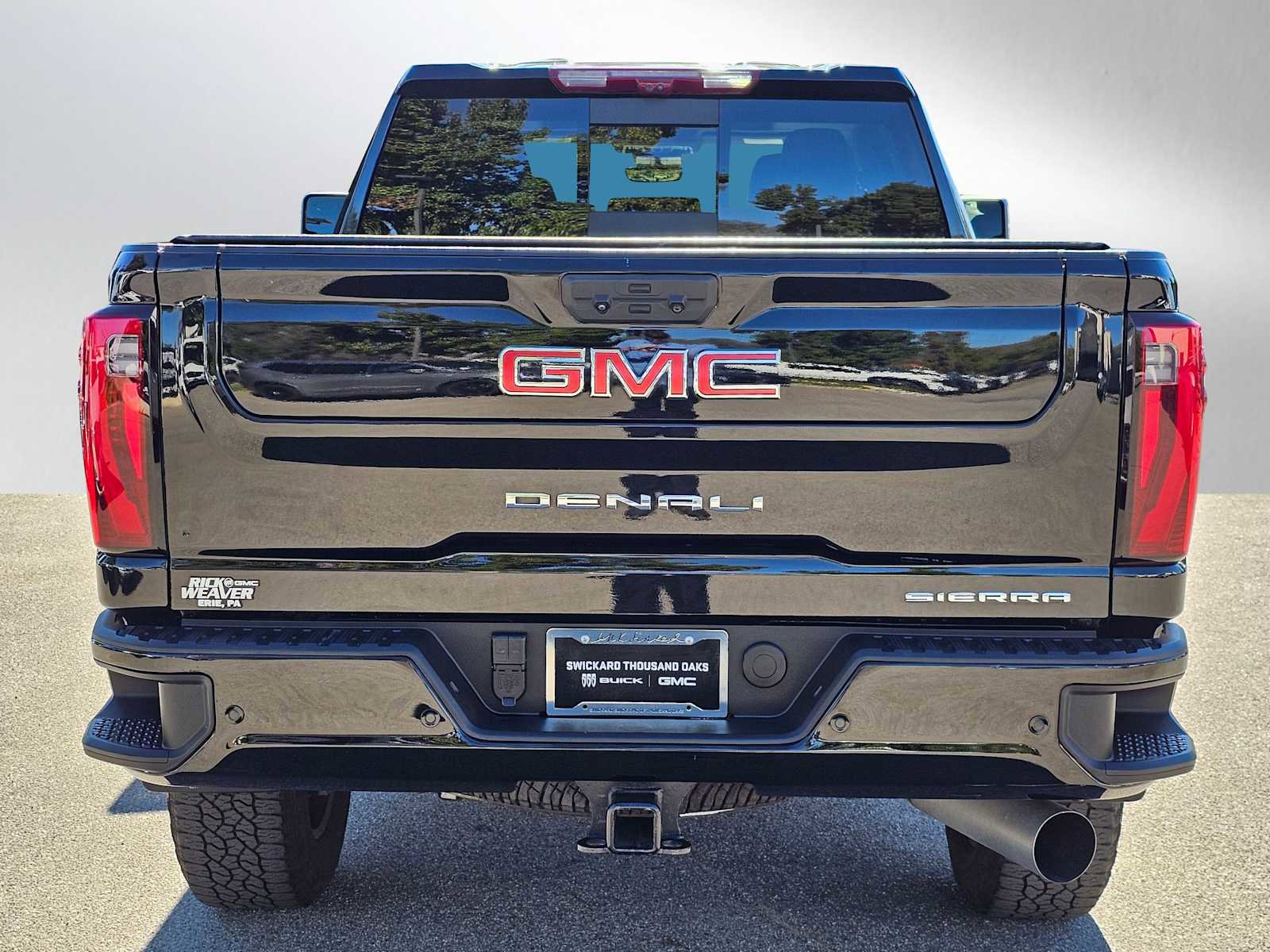 Used 2024 GMC Sierra 2500 Denali w/ Denali Reserve Package image 4