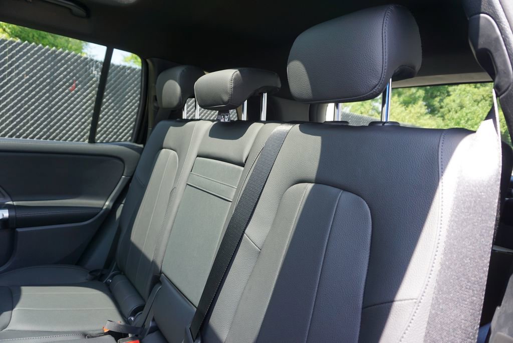 New 2025 Mercedes-Benz GLB 250 4MATIC image 47