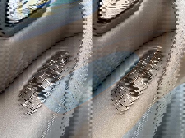 Used 2024 Nissan Armada Platinum w/ Captain's Chairs Package image 28