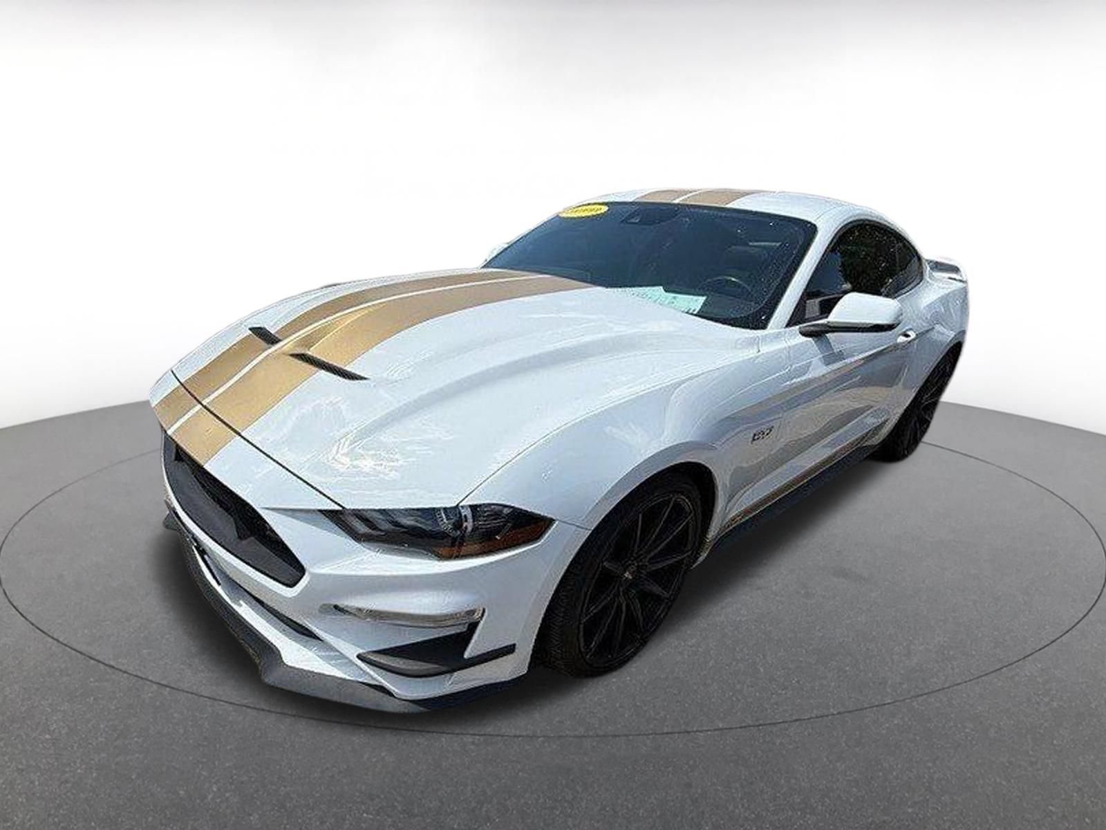 Used 2022 Ford Mustang GT Premium w/ GT Performance Package RWD image 3