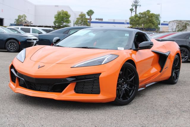 Used 2024 Chevrolet Corvette Z06 w/ Stealth Interior Trim Package RWD image 11
