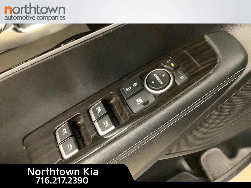 Used 2019 Kia Sorento FWD image 13