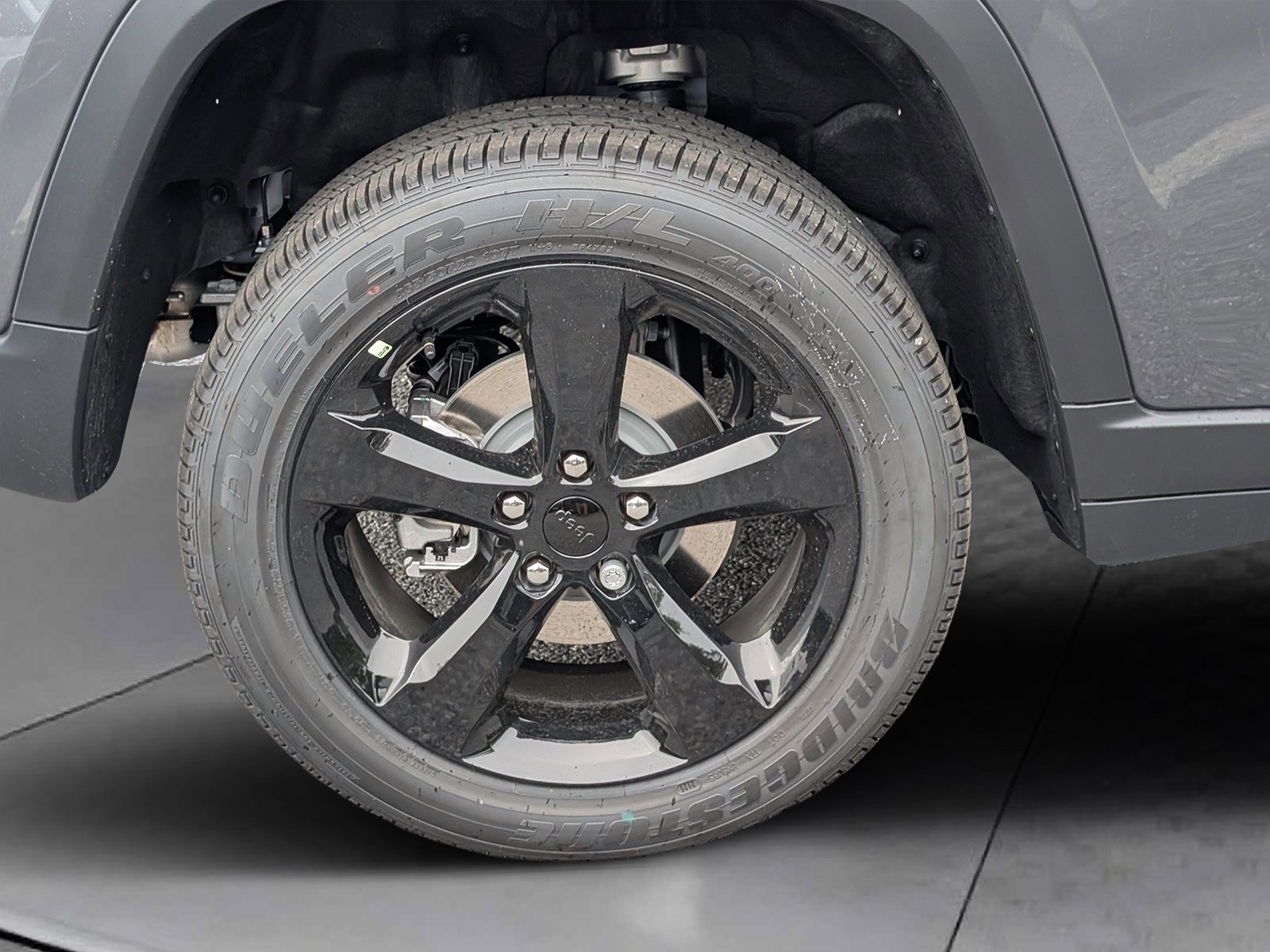 New 2025 Jeep Grand Cherokee Altitude AWD/4WD image 8