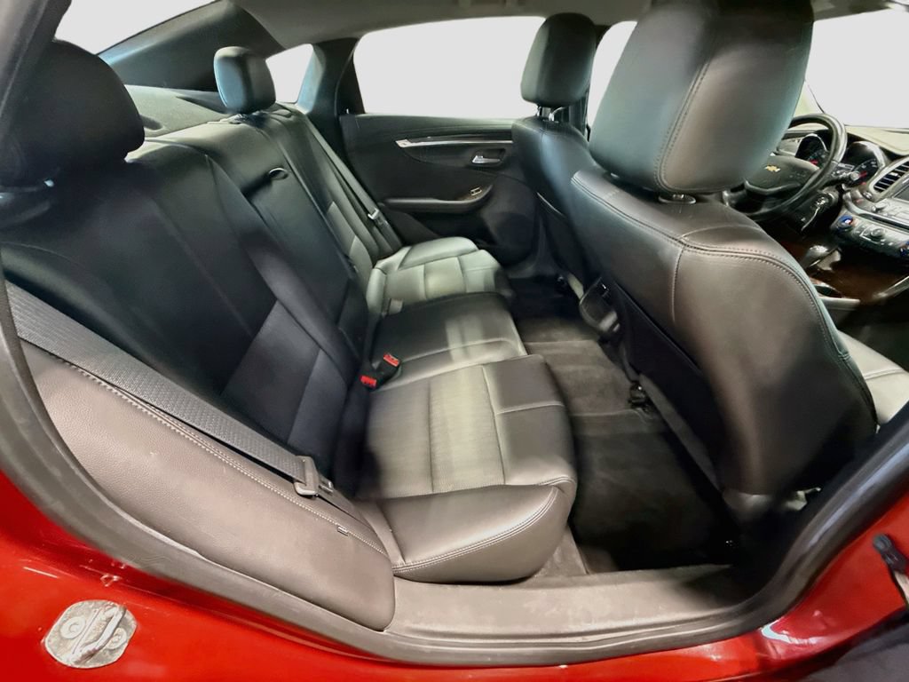 Used 2015 Chevrolet Impala LT w/ Convenience Package FWD image 25