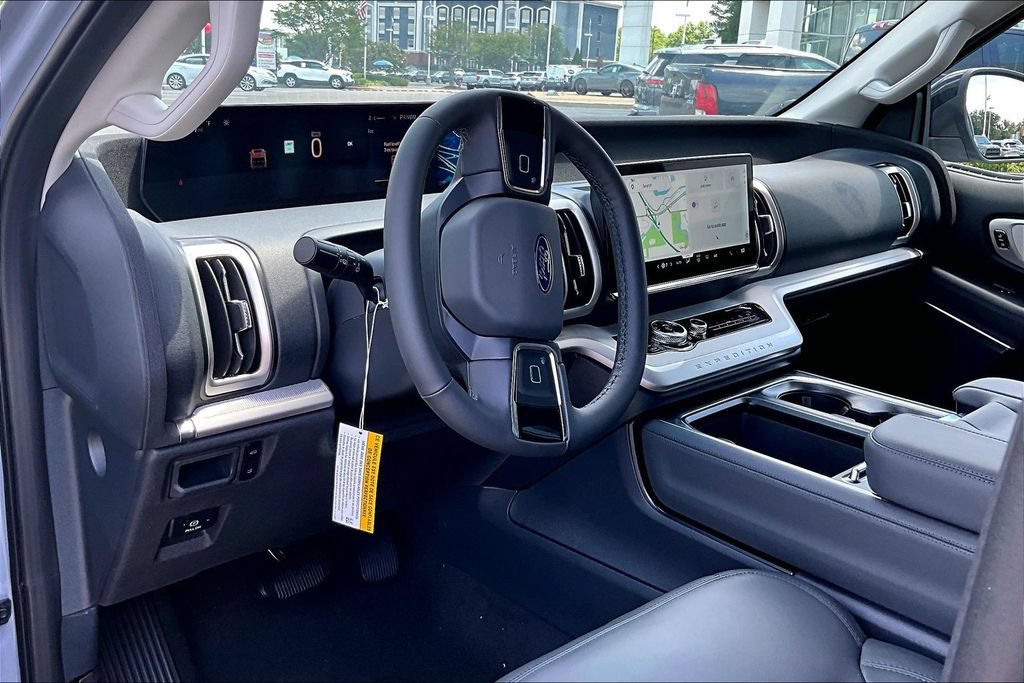 New 2026 Ford Expedition Active RWD image 6