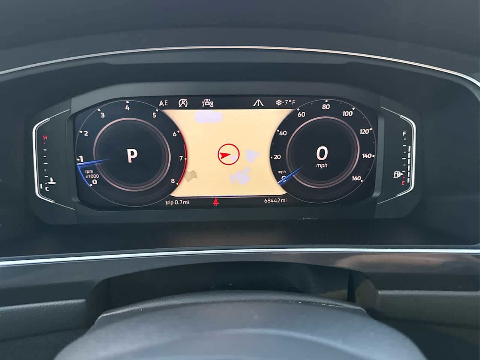 Certified 2020 Volkswagen Tiguan SEL image 27