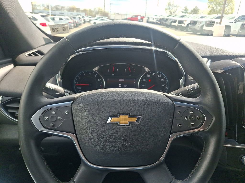 Used 2023 Chevrolet Traverse LT AWD/4WD image 18