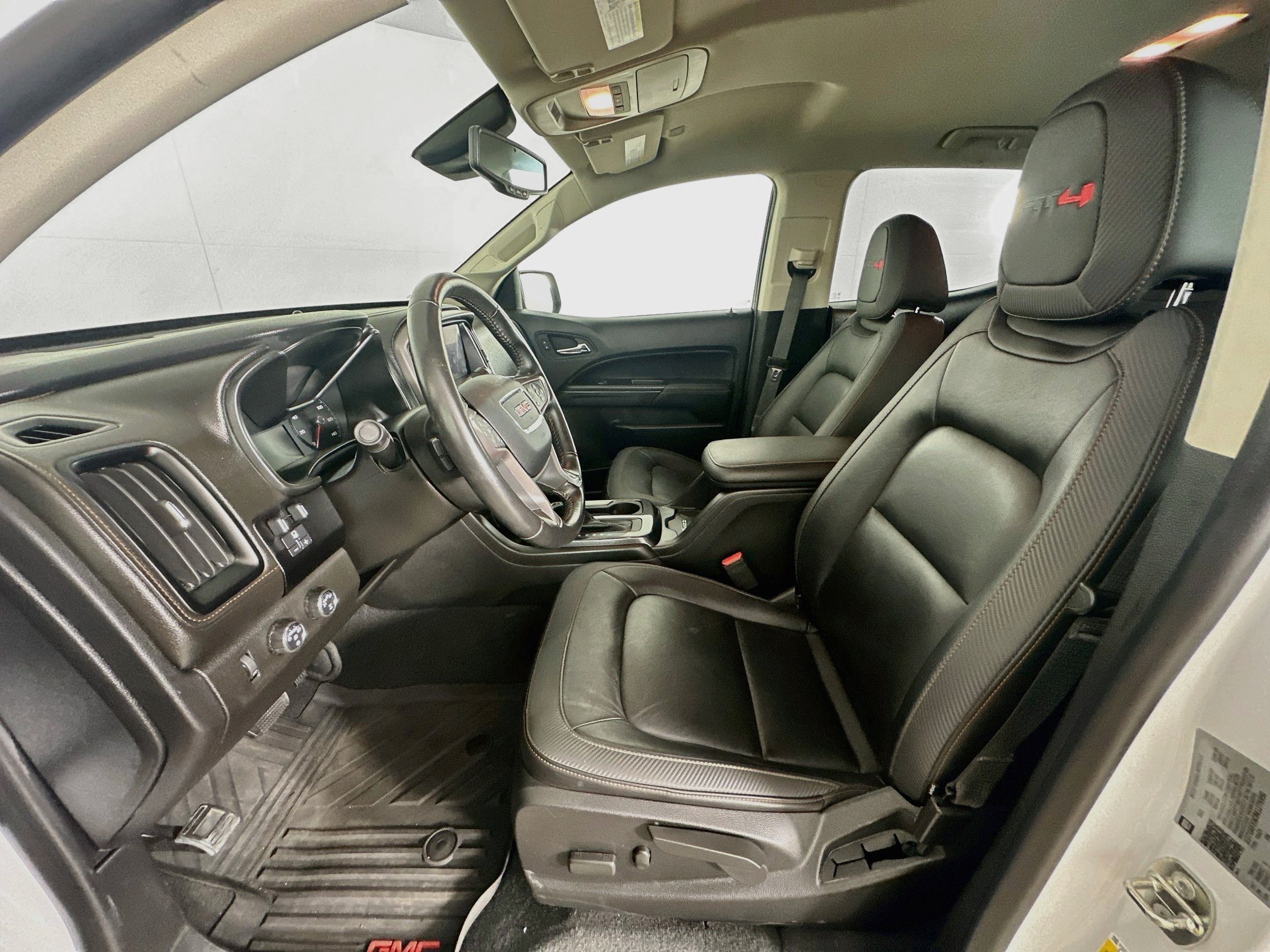 Used 2021 GMC Canyon AT4 w/ Driver Alert Package AWD/4WD image 13