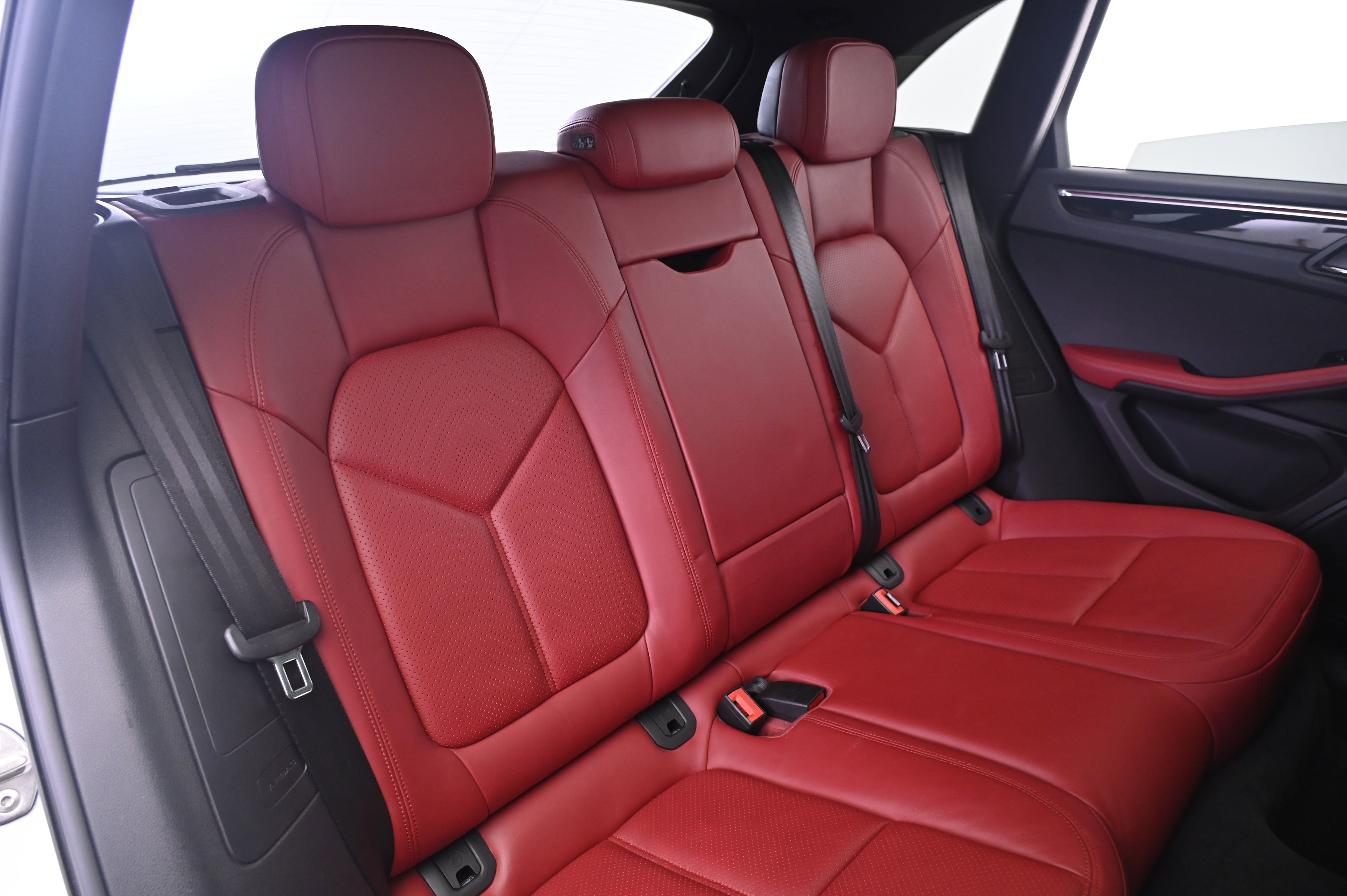 Used 2016 Porsche Macan S AWD/4WD image 19