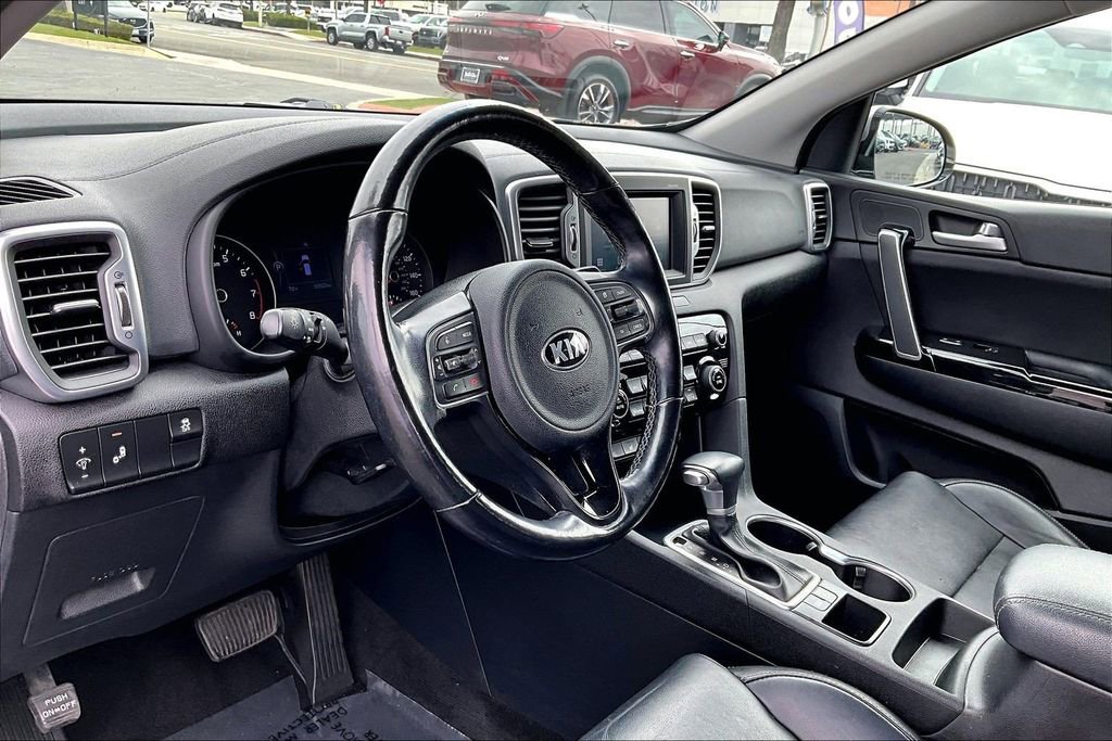 Used 2019 Kia Sportage EX w/ EX Premium Package FWD image 11