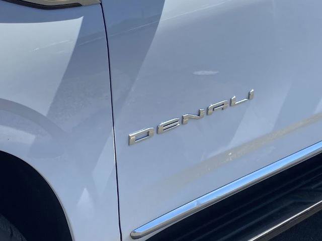 Used 2025 GMC Yukon XL Denali AWD/4WD image 28