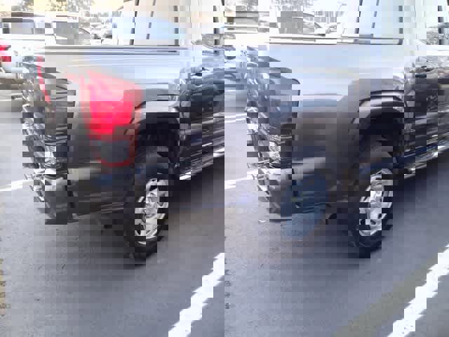 Used 2019 Toyota Tacoma SR image 19