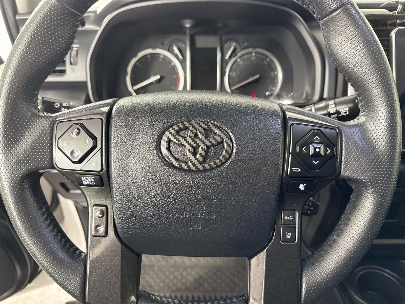 Certified 2021 Toyota 4Runner Venture w/ Moonroof Package AWD/4WD image 15
