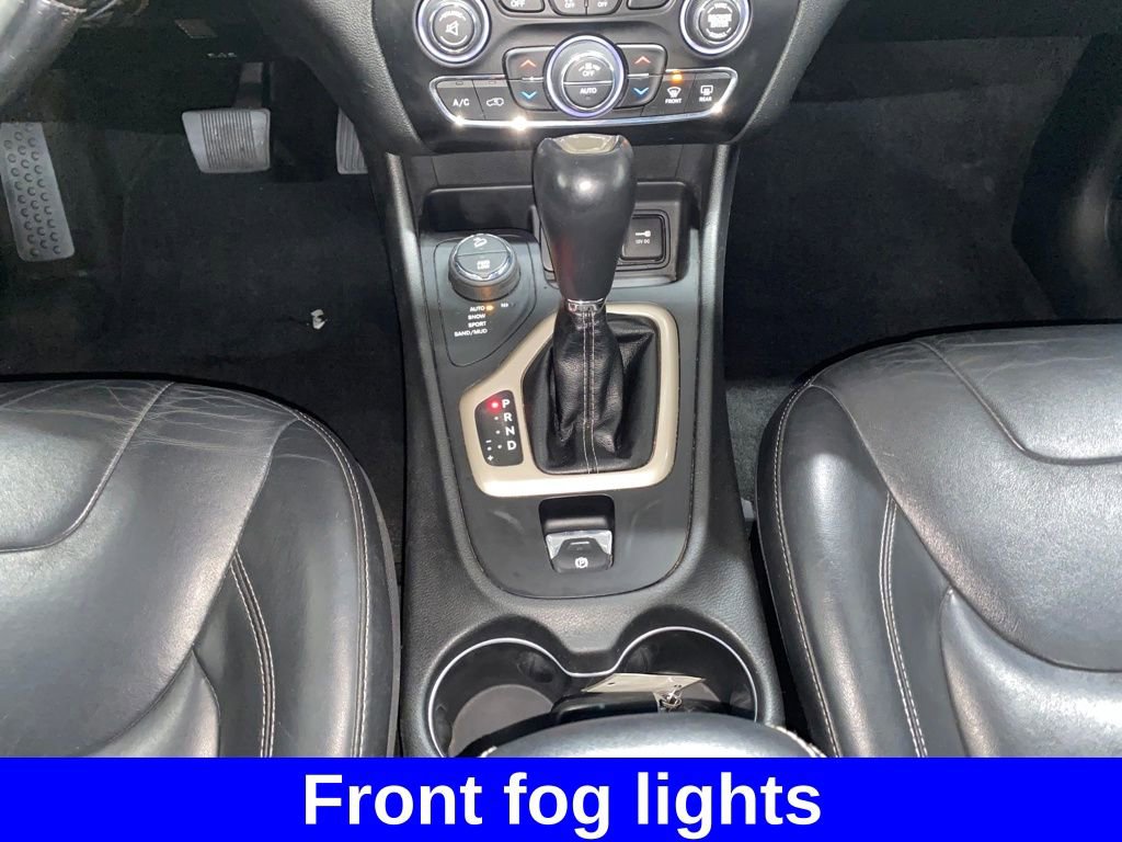 Used 2015 Jeep Cherokee Limited image 14