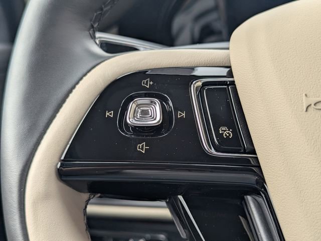 New 2026 Lincoln Corsair Reserve w/ Jet Appearance Package image 23