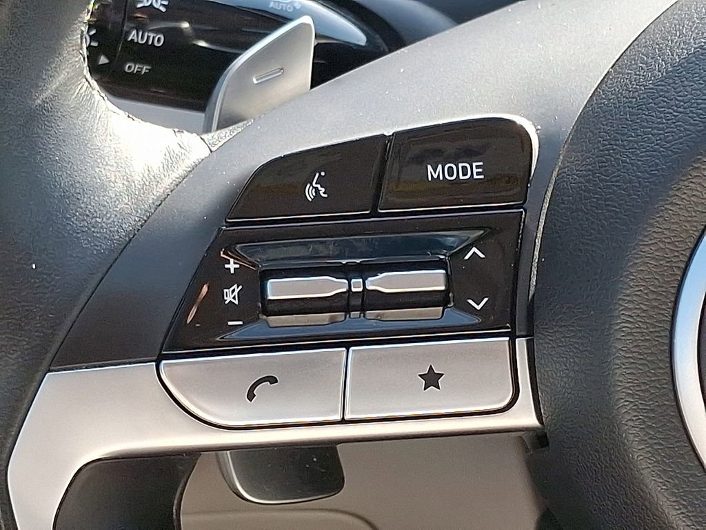 Used 2023 Hyundai Tucson Limited image 23