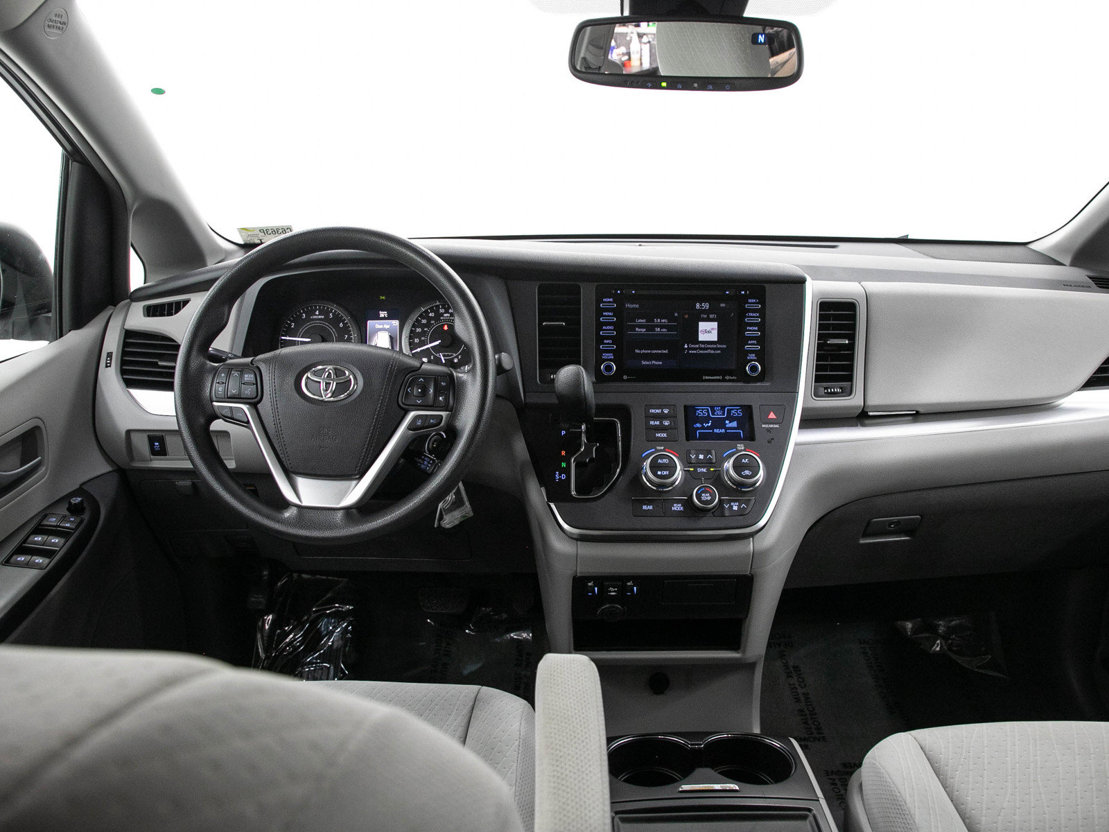 Used 2018 Toyota Sienna LE AWD/4WD image 16