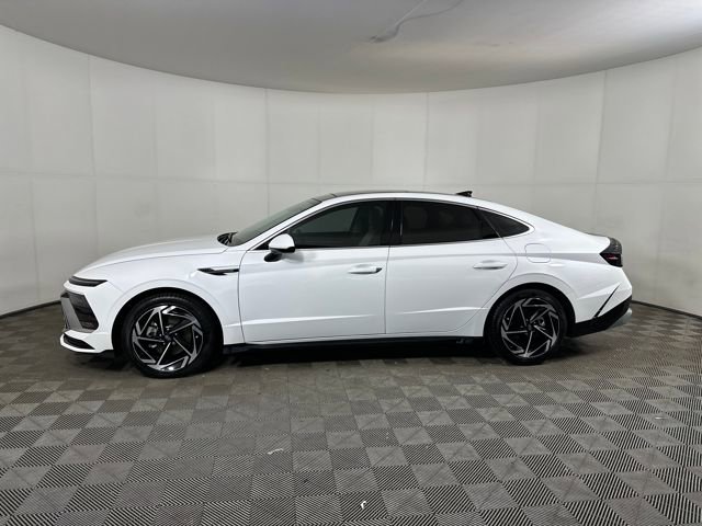 Used 2024 Hyundai Sonata SEL w/ Convenience Package image 6