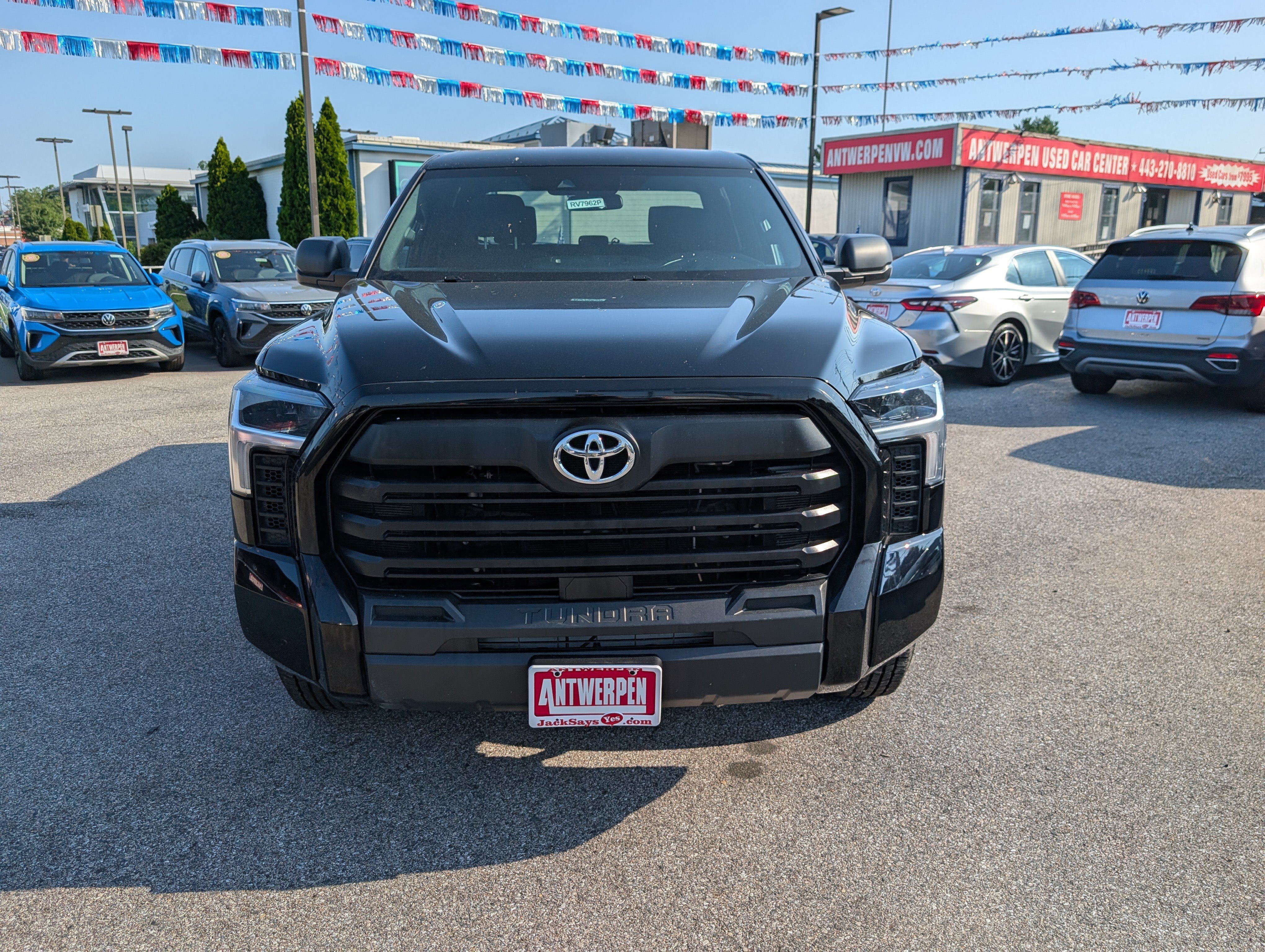 Used 2025 Toyota Tundra SR AWD/4WD image 8